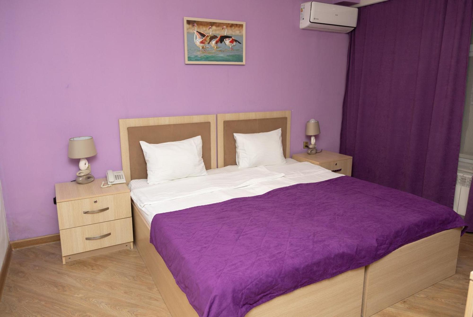 Flamingo Hotel Bakoe Buitenkant foto