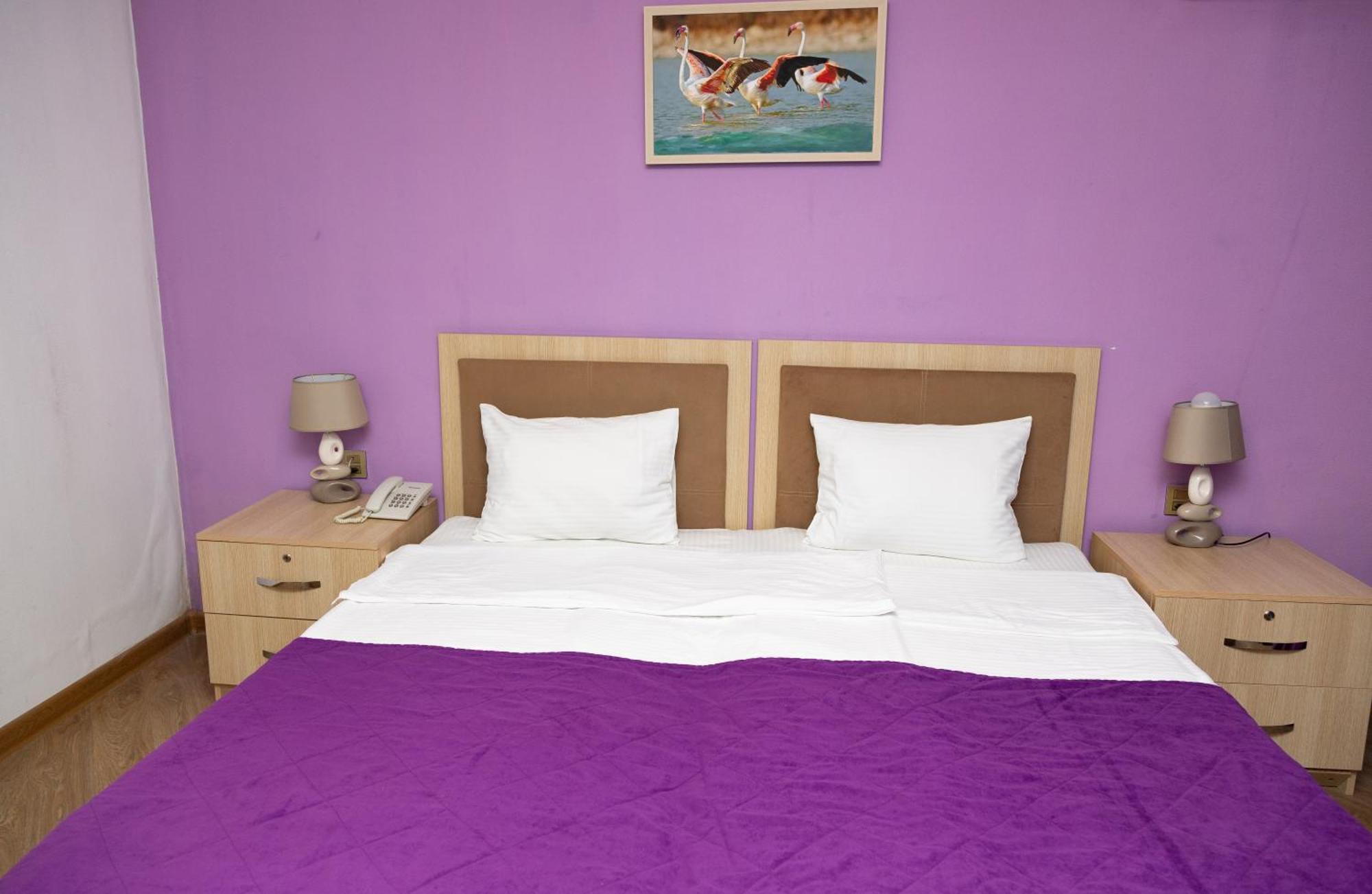 Flamingo Hotel Bakoe Buitenkant foto